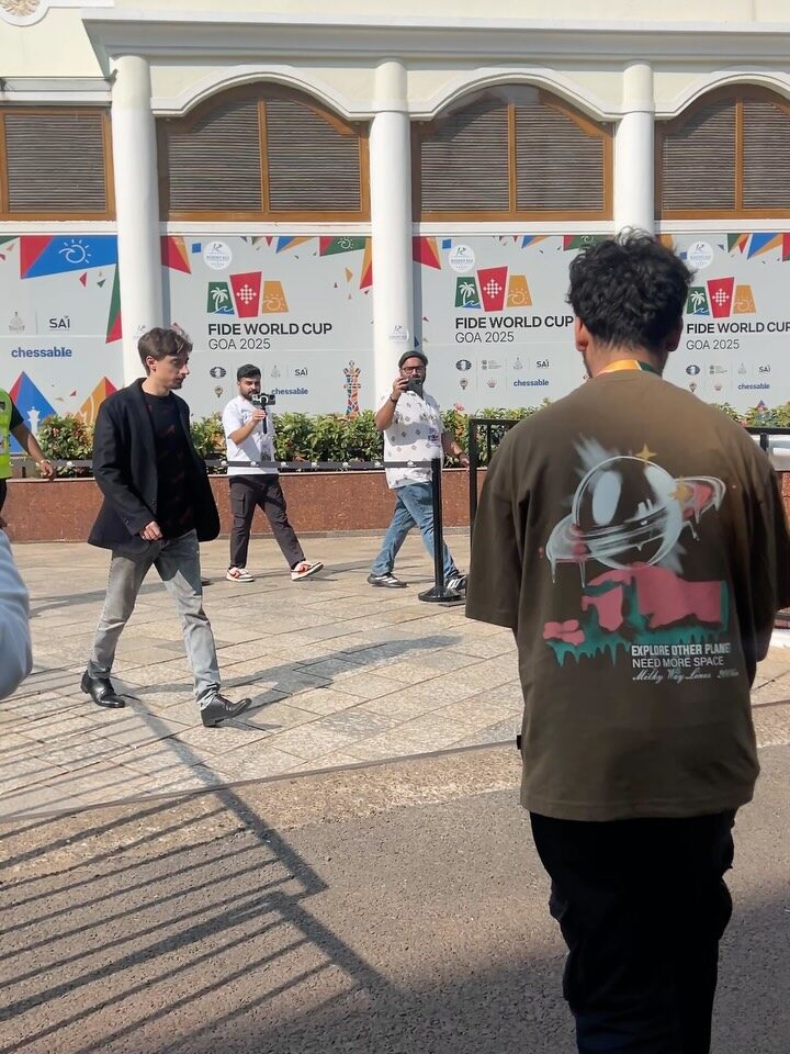 Instagram post from pioneers_chess_academy. This post is in position 4.